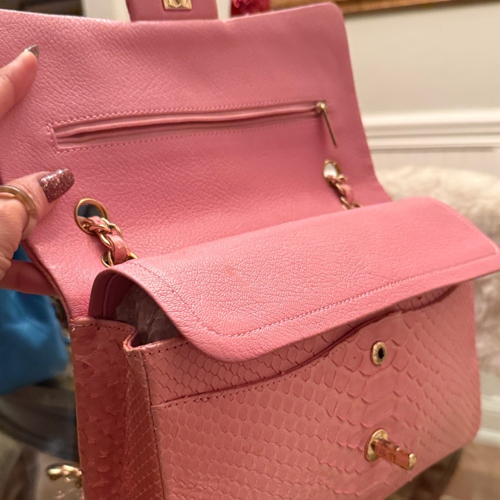 Auth very rare limited chanel PYTHON PINK  gold charm  Chain Shoulder Bag. - Picture 6 of 14